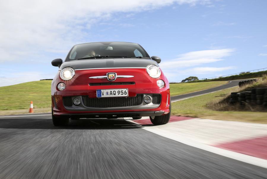  Abarth 595 Turismo 2014 года  (AU) (фото 9 из 24)